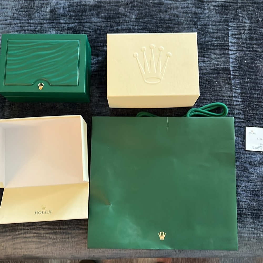 Rolex Men’s Watch Box Original Oyster Vintage Green Wave Case 39139.04 Geneve